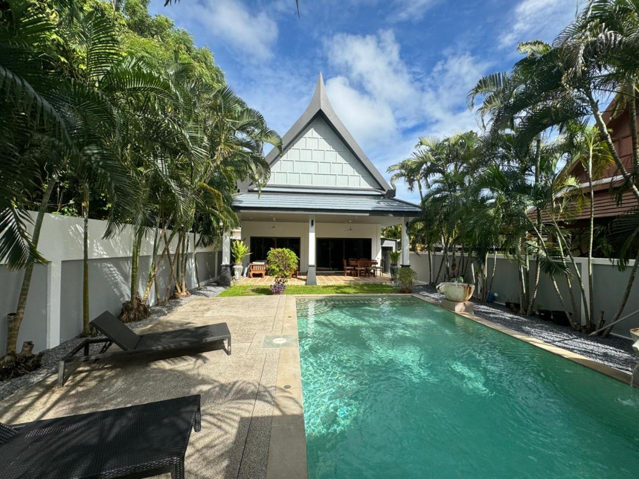 Montrachet Villa By G Estate Rawai Exterior photo